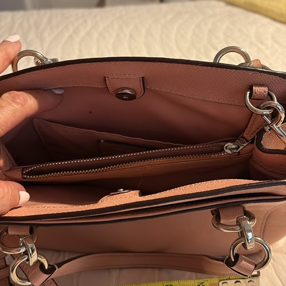 Coach Light Pink Leather Shoulder Bag - Picture 4 of 6